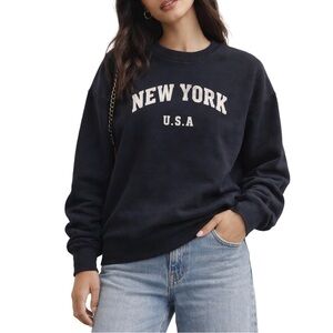 NEW YORK USA Navy Blue Gray Crewneck Sweatshirt – Size M